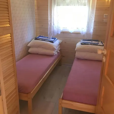 Lodge Letniskowe Promyk *
